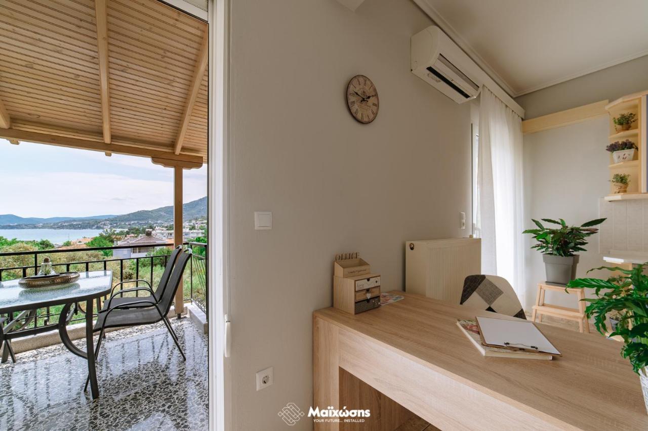 Helianthos Villa - Apartment No1 PalaiónTsiflíkion エクステリア 写真